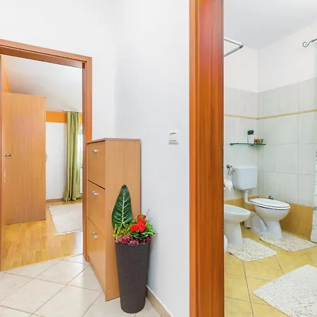 Apartment Mala Harmonija *